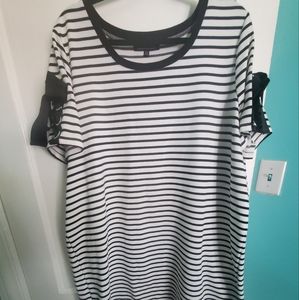 ***SOLD***Eloquii black and white stripped dress